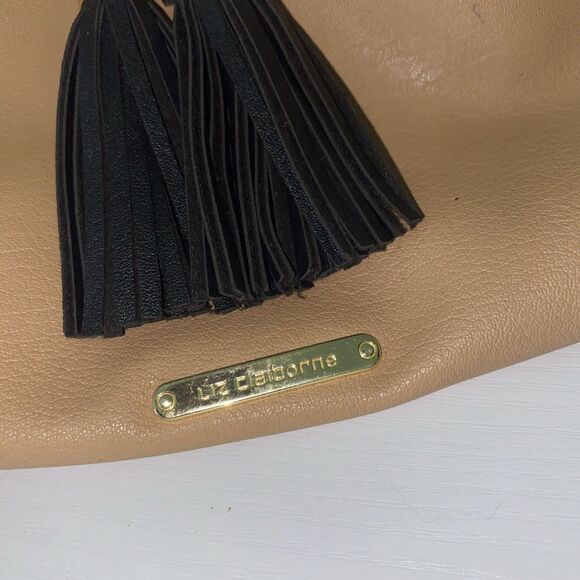 Liz Clairborne Leanne 4 Poster Shoulder Bag Tan and Black - Picture 10 of 12